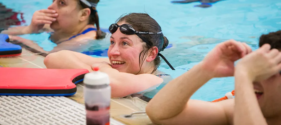 Preview gallery Swimming 900x600
