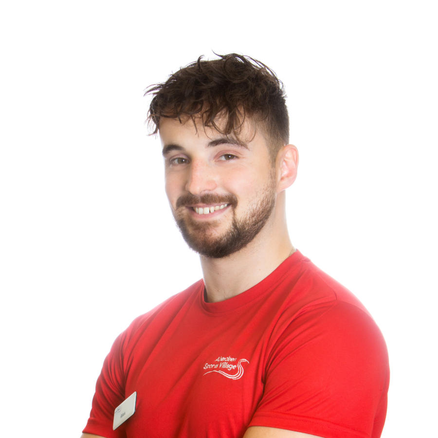 Headshot Alex Bailey